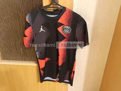Nike PSG futbolo marškinėliai S dydžio